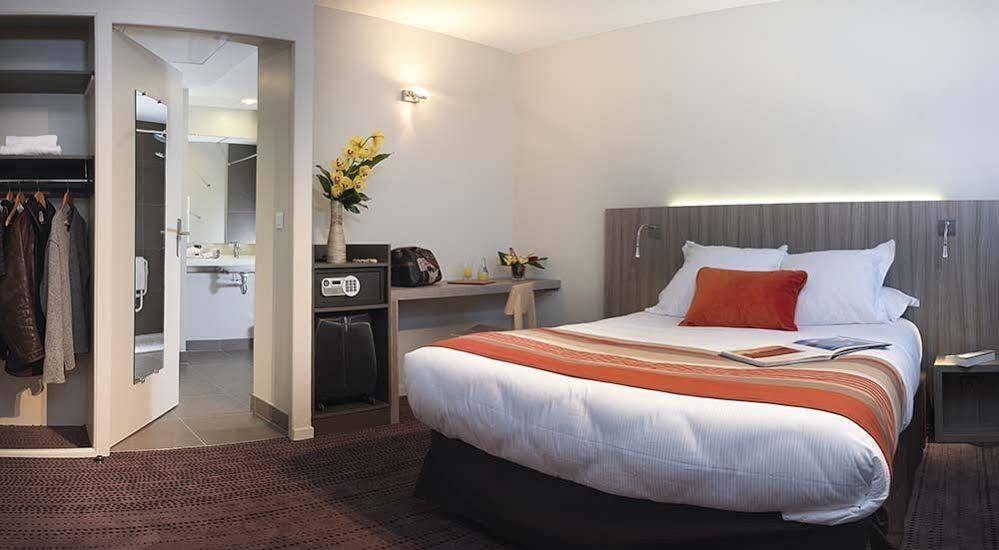 Best Western Plus Hotel & Spa De Chassieu Exterior foto